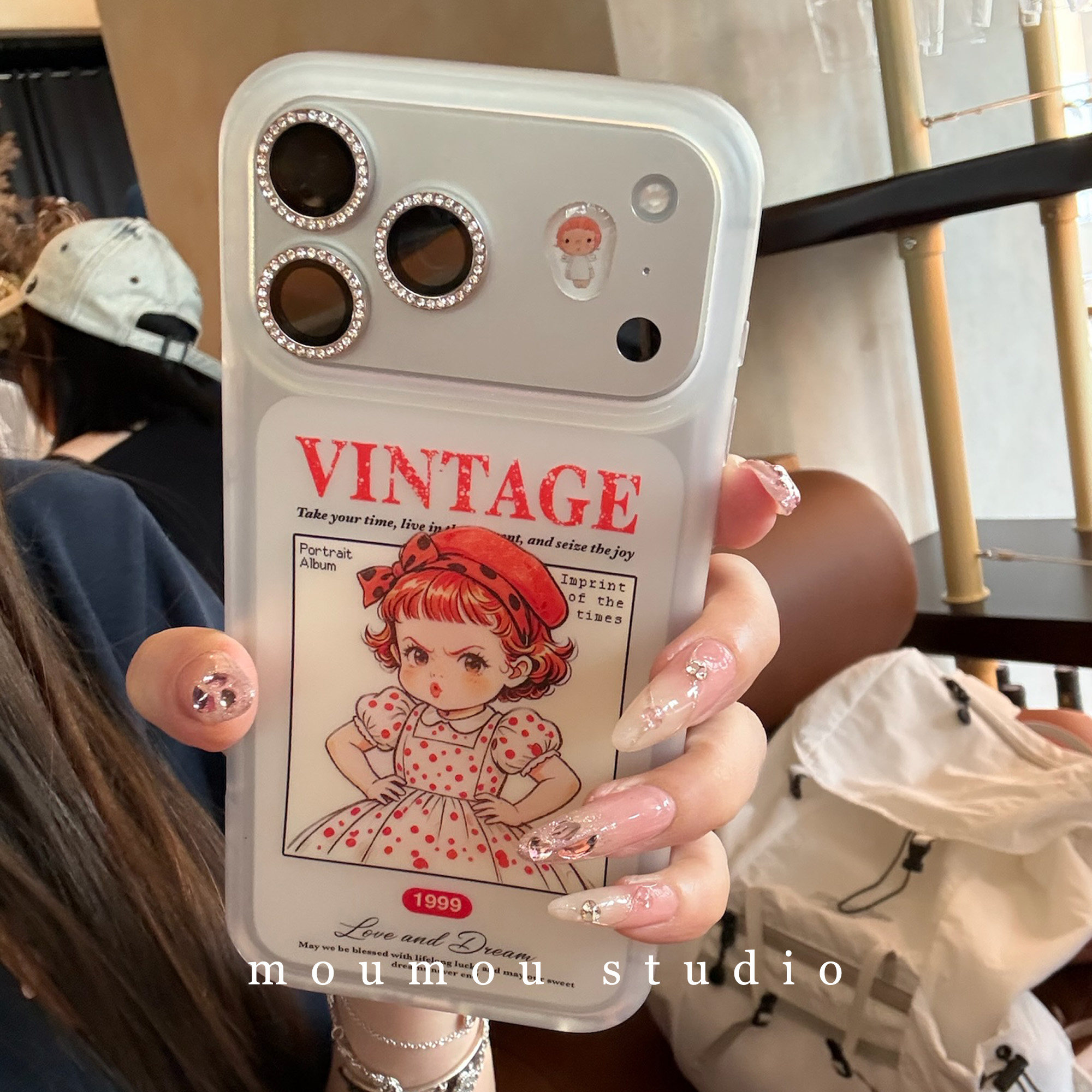 Cute Akimbo Pouting Girl Frost - Phone Cases For Girls reseña y precio