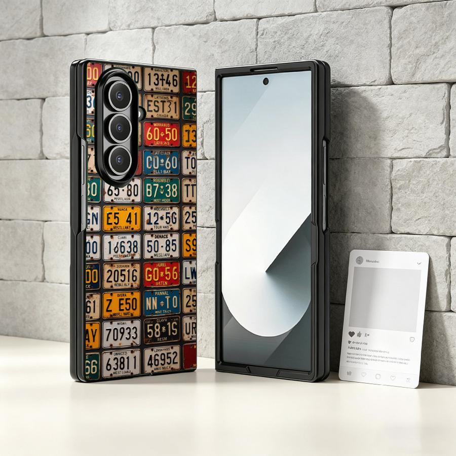 Retro License Plate Phone Cove - Phone Cases Z Flip 7 reseña y precio
